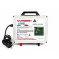 Elettrificatore Guardian M1/220 su sfondo bianco